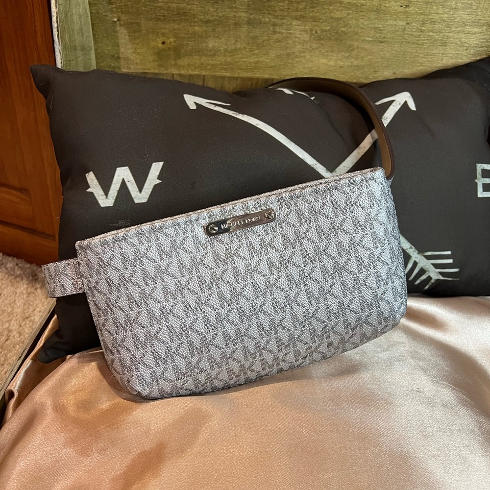 NWT Michael Kors Fanny pack/belt bag